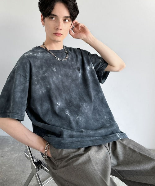 「視線を独り占め。」タイダイ染め刺繍入りオーバーサイズTシャツ／Tie-Dye Embroidered Oversize T-Shirt co1150031