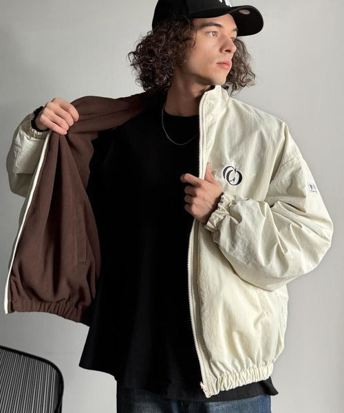 【Classical Origin】「これ1着で実質2着分の価値。」ナイロン×ボア2wayリバーシブル胸元刺繍ブルゾン／2WAY Reversible Nylon Boa Blouson co1150079