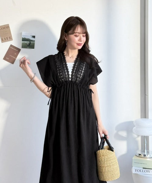 【mily bilet】甘さを抑えて上品に華やぐ。ナチュラルムードな レース使い楊柳フレアワンピース mi1019130