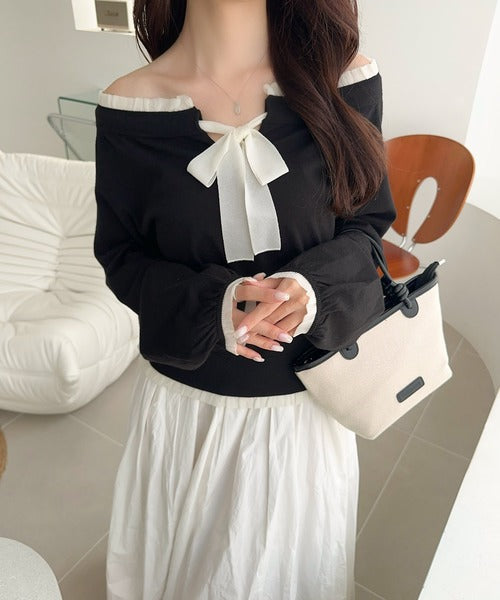 【mily bilet】大人の甘さをひとさじ。マルチWAYロゴシェルボタン使い裾フリルリボンニットプルオーバー mi1029171