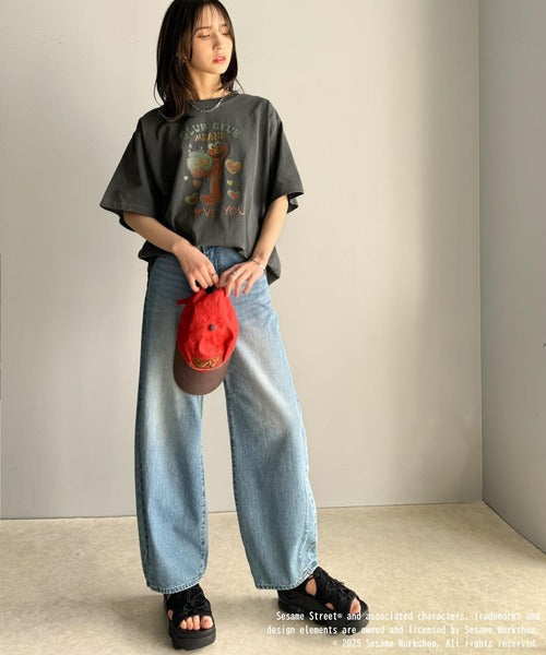 大人カジュアルにハマる。綿100％セサミキャラピグメント加工ビッグTシャツ cm1330004