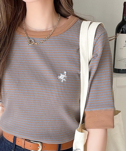 大人可愛いの新定番。袖リンガーボートネック胸刺繍ボーダーTシャツ（半袖） ce1260419