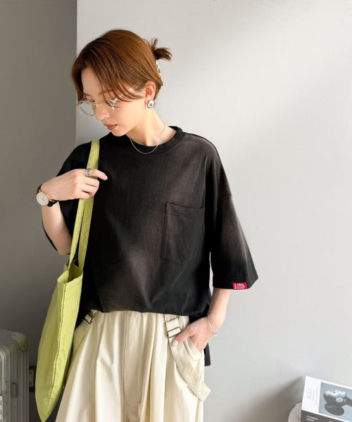 《JaVaジャバコラボ》唯一無二のヴィンテージ感。オーバーサイズシルエットのスプレーダイポケットTシャツ（半袖） jv1020359