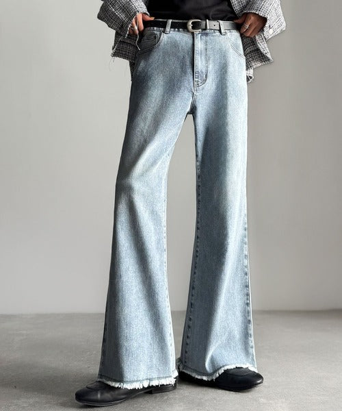 【Classical Origin】「スタイル盛れる。」ブラスト＆裾フリンジ加工ストレッチ素材スリムフレアデニムパンツ／Blasted & Fringed Stretch Slim Flare Denim Pants co0900008