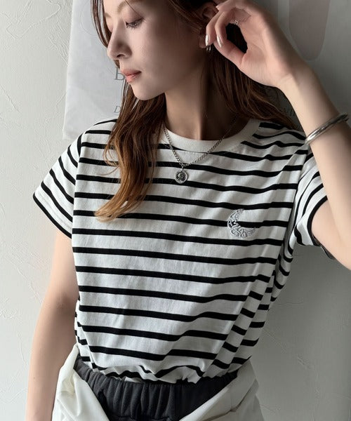 【sustaina+】オーガニックコットン100%。胸元ラメ糸ワンポイント刺繍 無地＆ボーダー柄Tシャツ（半袖） ce1260397