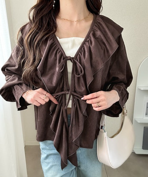 【mily bilet】ひらりと可憐に、上品フェミニン。フェイクスエード前開きリボンブラウス（長袖） mi1019110