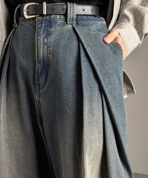 ヴィンテージ加工3タックワイドバルーンデニムパンツ／Vintage-Washed Three-Tuck Wide Balloon Denim Pants co0900009