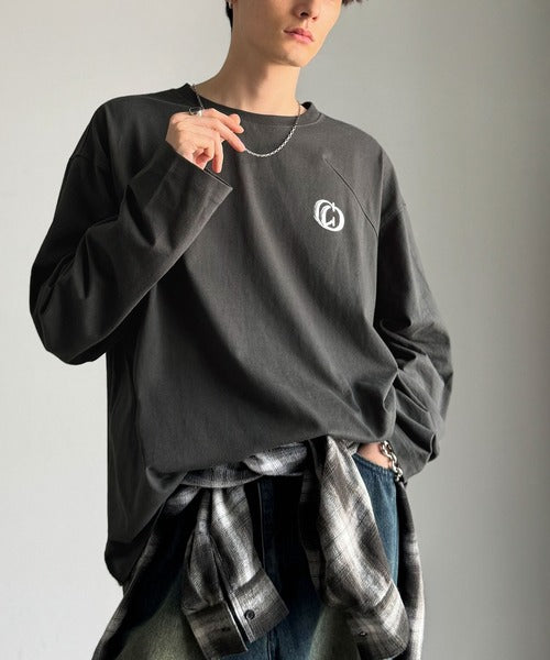 【Classical Origin】「1枚でキマる」。Dart Stitching Oversized T-Shirt／綿100％ダーツ切り替えオーバーサイズTシャツ（長袖） co1150037