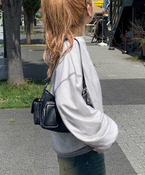 【mily bilet】デイリーからお出かけまであらゆるシーンに大活躍！箔プリントチュール重ねロングTシャツ mi1019058
