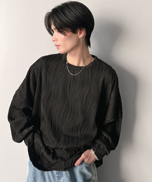 ゆるさとスタイリッシュを両立。オーバーサイズウェーブ柄ジャガード長袖Ｔシャツ cm1010428