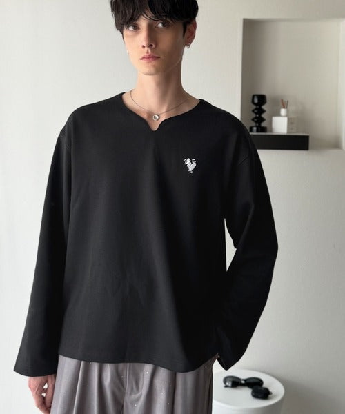 【Classical Origin】「着心地と、上質感と。」Soft Ponte V-Neck T-Shirt／ポンチ素材Vネック胸刺繍Tシャツ（長袖） co1150049