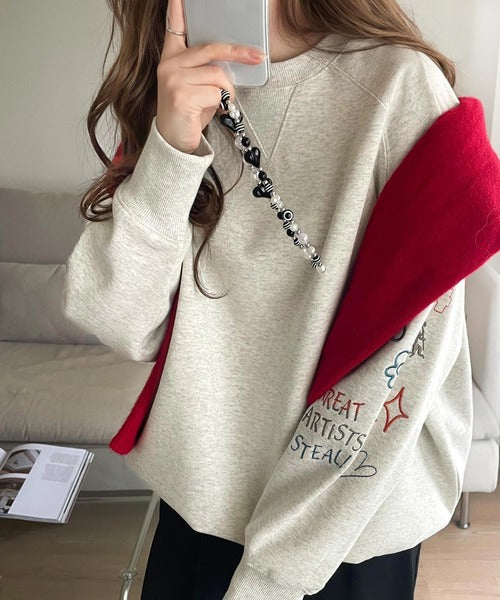 ハンドメイド風刺繍に釘付け。前後2wayランダム袖刺繍裏起毛スウェット ce1050222