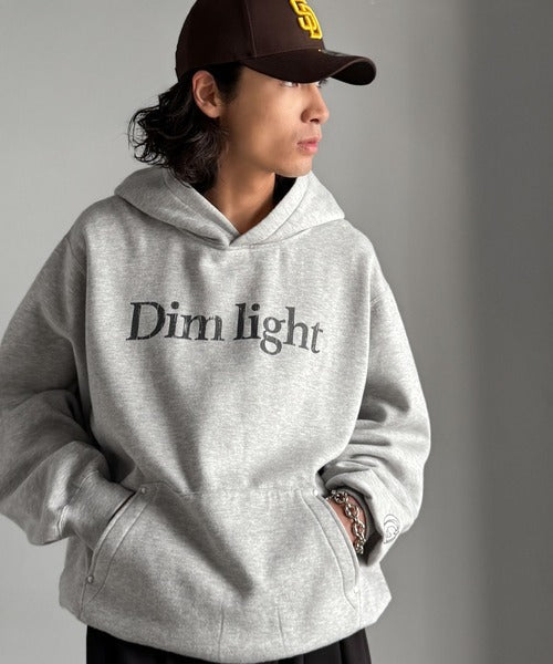 【Classical Origin】「フードの存在感。」裏起毛ロゴ＆スタッズ使いプルパーカー／Brushed Lining Logo＆Stud Accents Pullover Hoodie co1150071