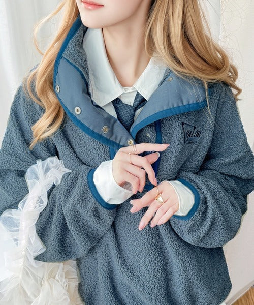 《Javaジャバコラボ》もこもこボリューム袖がこなれカジュアル。パイピングスタンドボアブルゾン jv1260277