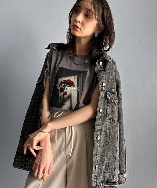 シンプルなのに着映える！お花フォトプリントシルケット加工フレンチスリーブTシャツ ce1020197