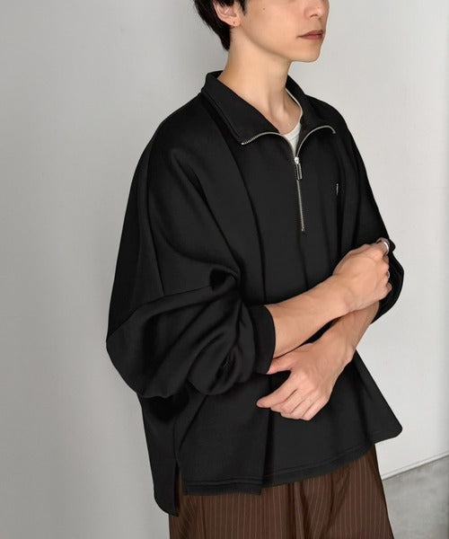 胸刺繍ダンボール素材オーバーサイズショート丈ドルマンスリーブハーフジッププルオーバー（長袖）／Chest Embroidered Double-Knit Oversized Cropped Dolman Sleeve Half-Zip Pullover co1010072