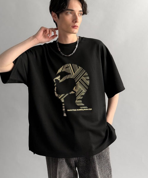 「視線を独り占め。」フェイスグラフィックオーバーサイズTシャツ／Face Graphic Oversized Double-Knit T-Shirt co1010006