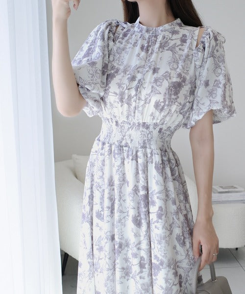 【mily bilet】爽やかで優雅な大人フェミニン。肩開きリボン２WAY花柄バルーン袖ワンピース（ロング丈） mi1139084