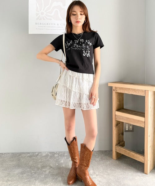 【mily bilet】大人の上品グラフティ。ハンドペイントライクシルバープリントコンパクトTシャツ mi1329023