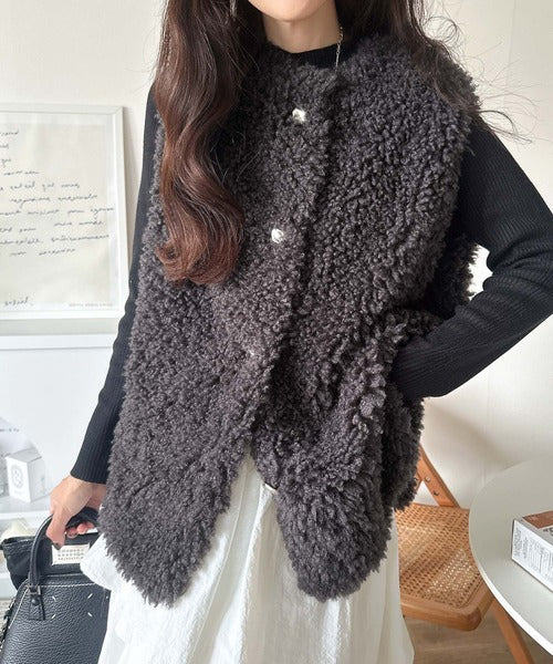 もこもこ感が愛らしい♪暖か前後2wayプードルボアベスト ce1265015