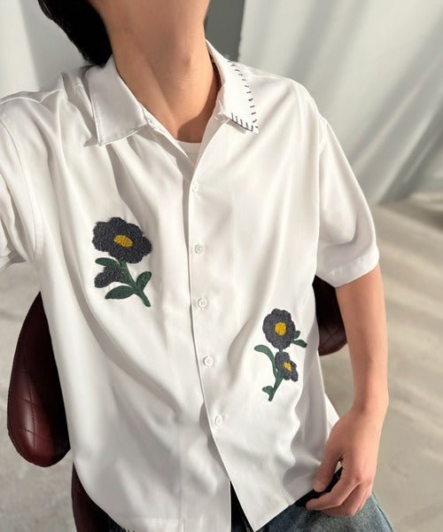 【接触冷感機能付き】サガラ刺繍フラワーステッチシャツ／Cool-Touch Fabric Sagara Embroidered Flower Stitch Shirt (半袖) co1320019