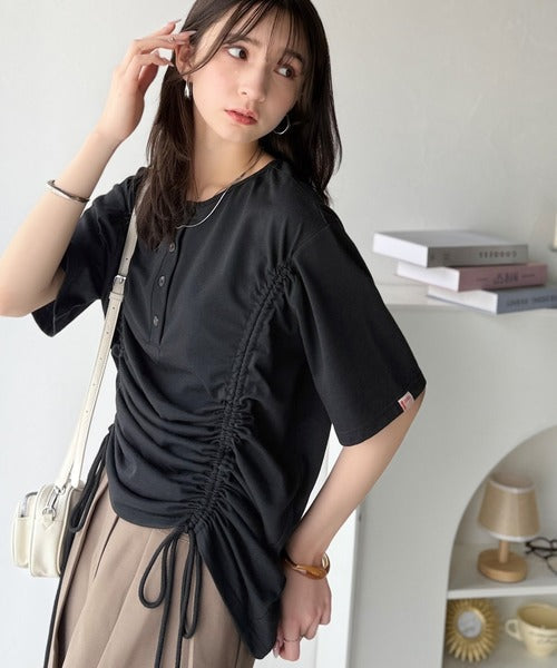 《JaVaジャバコラボ》アレンジを楽しむ、私だけの一枚。前後2wayヘンリーネックドロストチュニックＴシャツ(半袖) jv1010437