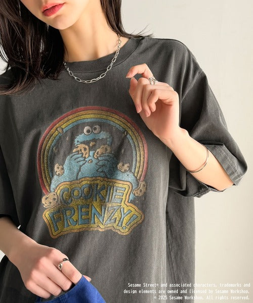 大人カジュアルにハマる。綿100％セサミキャラピグメント加工ビッグTシャツ cm1330004
