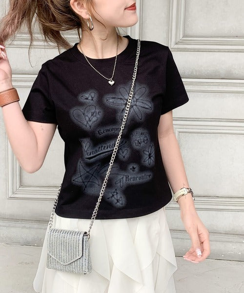 【mily bilet】大人可愛い最旬プリント柄。スプレーライクプリントコンパクトTシャツ（半袖） mi1329024