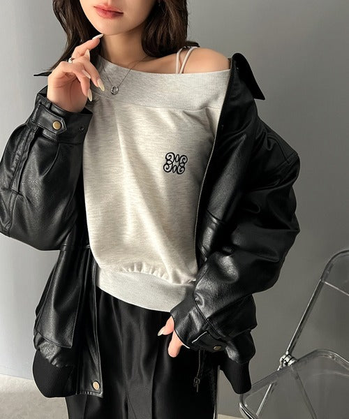 【mily bilet】大人肌見せヘルシースタイル。サイドレースアップ胸刺繍オフショルダースウェット mi1019051