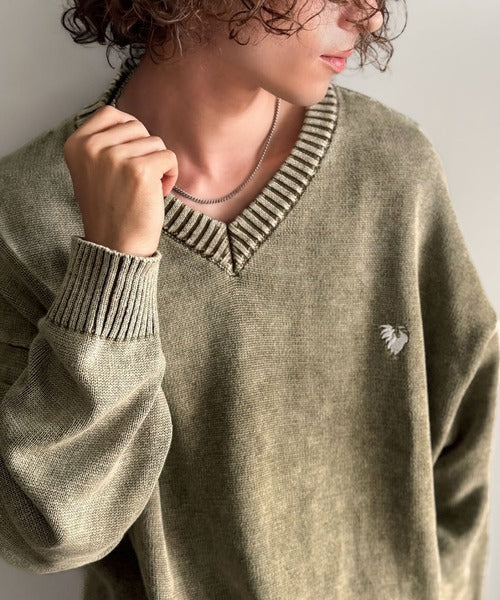 【Classical Origin】「自分ウケ最強。」綿100％刺繍入りピグメント加工Vネックセーター／Pigment-Dyed 100% Cotton Embroidered V-Neck Sweater co0780016