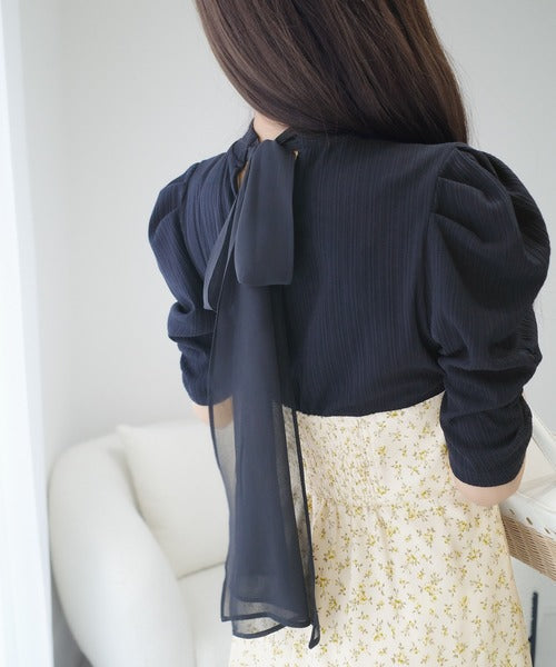 【mily bilet】一枚で主役級フェミニンスタイル。後ろシアーリボン花柄ドッキング袖ギャザーワンピース（ロング丈） mi1139073