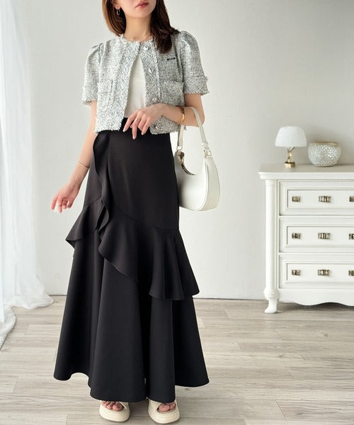 【mily bilet】上品に揺れるシルエットが美しい。スリット入りアシメフリルスカート（ロング） mi1019092