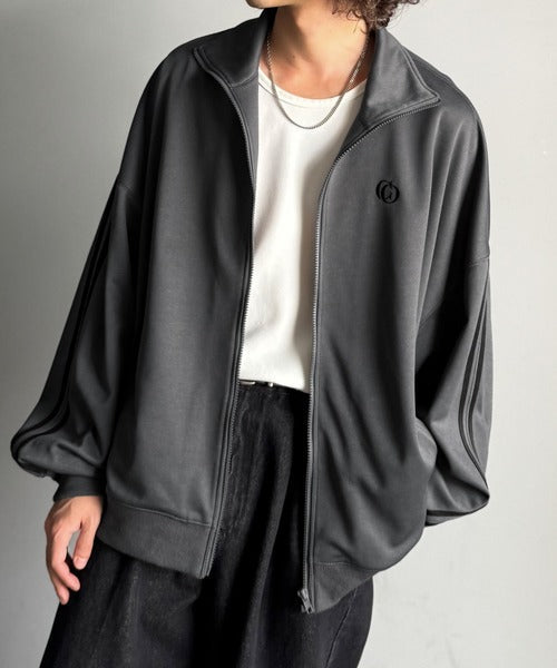 【Classical Origin】「ありそうでない。」サイドラインドルマンハイネックトラックジャケット／Side Lines Dolman High-Neck Track Jacket co1150048