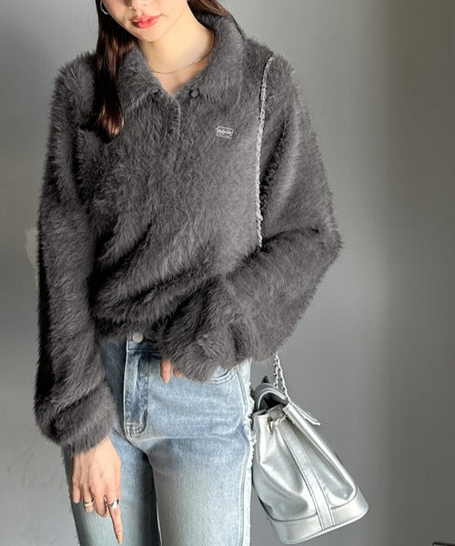 【mily bilet】カジュアルな大人ふんわり。メタルプレート使いフェザーシャギーポロニット（長袖） mi1029134