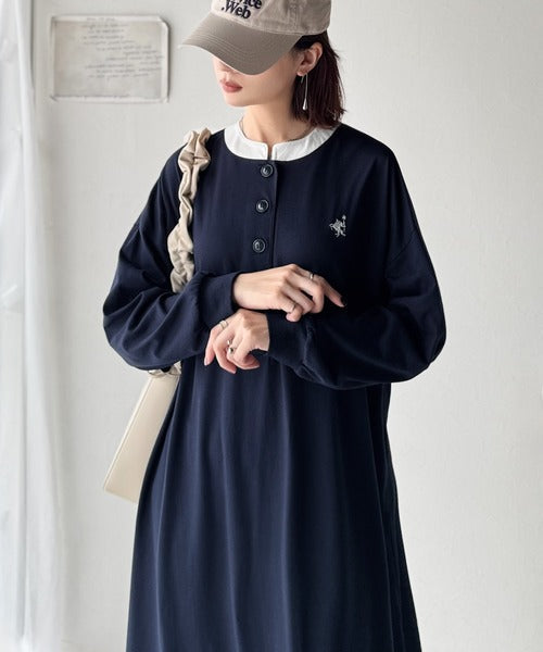 大人リラクシーで抜け感を。胸刺繍配色デザインヘンリーネックロングワンピース（長袖） ce1020323
