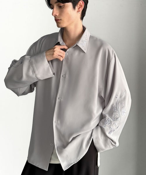 【Classical Origin】「繊細×モード」。刺繍使いルーズドレープシャツ（長袖）／Embroidery Loose Drape Shirt co1010025