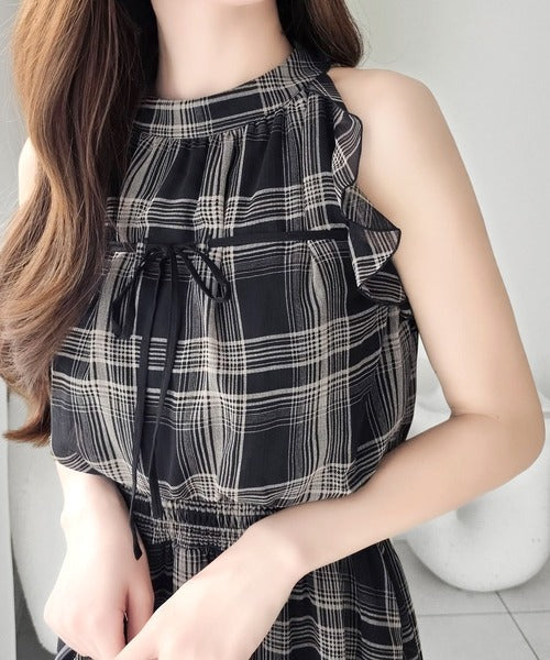 【mily bilet】女性らしさを引き立てるディテールが魅力。アメスリ リボンタイワンピース (ロング丈) mi1019120