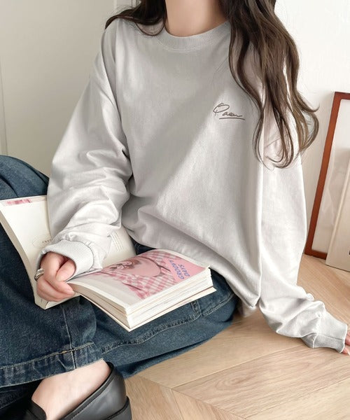 シンプルカジュアルを格上げ。綿100%ワンポイント胸刺繍シンプルロンTee ce1260187