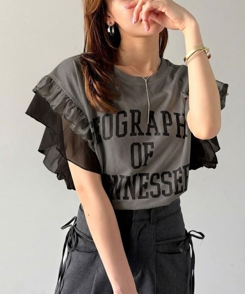 【mily bilet】可愛さふわり2倍増し！ ダブルフリル袖カレッジライクロゴゆるTシャツ mi1329036