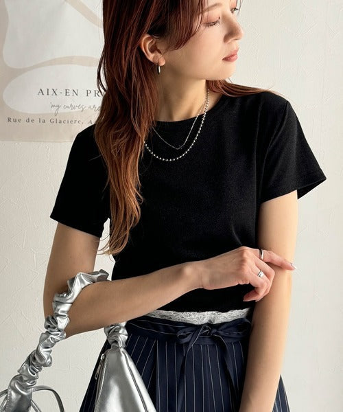 さりげなく輝くラメが主役。ラメ入りショート丈Tシャツ（半袖） ce1110124