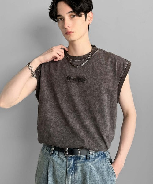 「1枚で主役。」紐刺繍スノーウォッシュ加工ノースリーブTシャツ／String Embroidery Snow-Washed Sleeveless T-Shirt co1150032