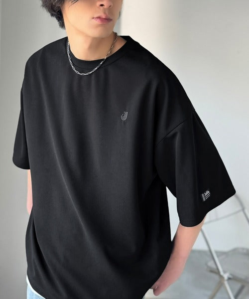《JaVaジャバコラボ》【接触冷感・UVカット機能付き】シャリ生地で夏も快適！胸刺繍 梨地カットジョーゼットTシャツ（オーバーサイズ） jo1010057