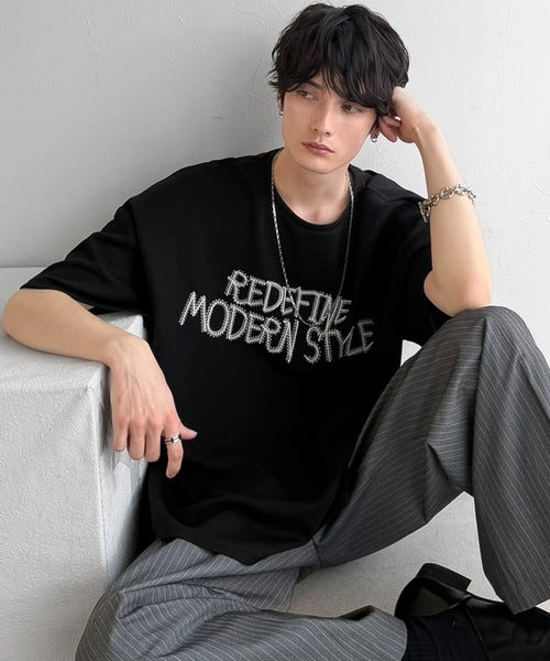 刺繍もシルエットもまるで3Dな主役級アイテム！立体刺繍ドレープダンボールTシャツ／3D Embroidered Draped Double-Knit T-Shirt co1010048