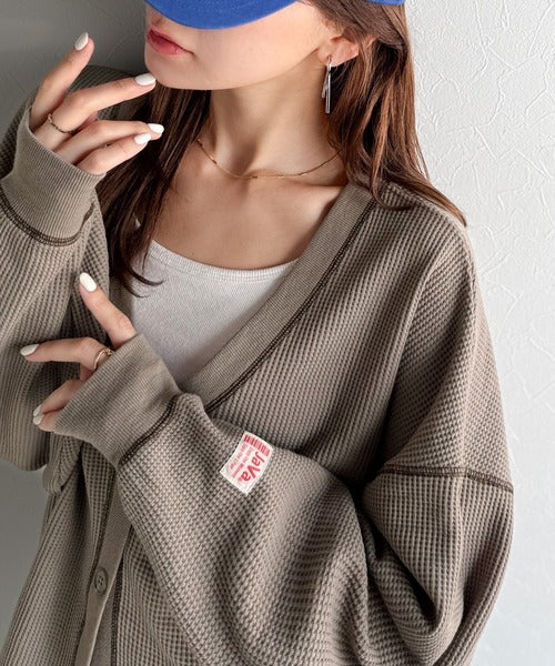 《JaVaジャバコラボ》ラフで上品な大人のゆるカジュアル。配色ステッチVネックワッフルカーディガン（長袖） jv1260505