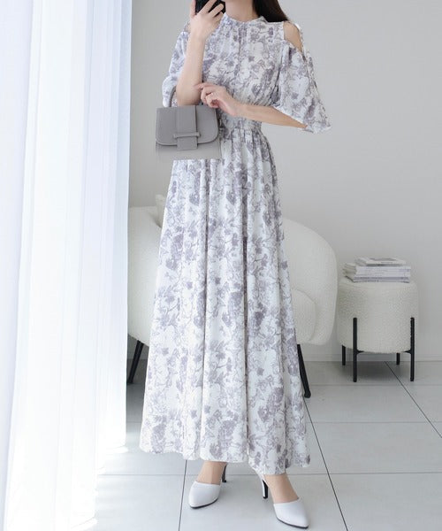 【mily bilet】爽やかで優雅な大人フェミニン。肩開きリボン２WAY花柄バルーン袖ワンピース（ロング丈） mi1139084