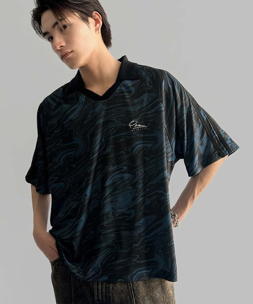 《JaVaジャバコラボ》ラインストーン使い総柄ゲーム半袖Tシャツ jo1150023