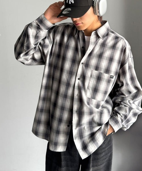 【Classical Origin】ゆとりを着る。ネーム付き胸ポケットビッグシャツ（長袖）/Brand name & chest pocket long sleeved big shirt ao1110147