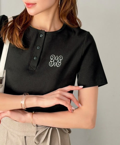 【mily bilet】シンプルを可愛く、今っぽく♪ロゴ刺繍ヘンリーネッククロップドテレコリブ半袖カットソー（ショート丈） mi0789014