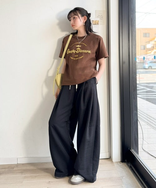 《JaVaジャバコラボ》刺繍とプリントが織りなす唯一無二のデザイン。綿100％おさかな刺繍Tシャツ jv1050359