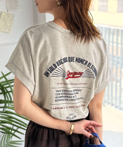 《JaVaジャバコラボ》背中で魅せる。バック刺繍フレンチスリーブTシャツ（半袖） jv1050358